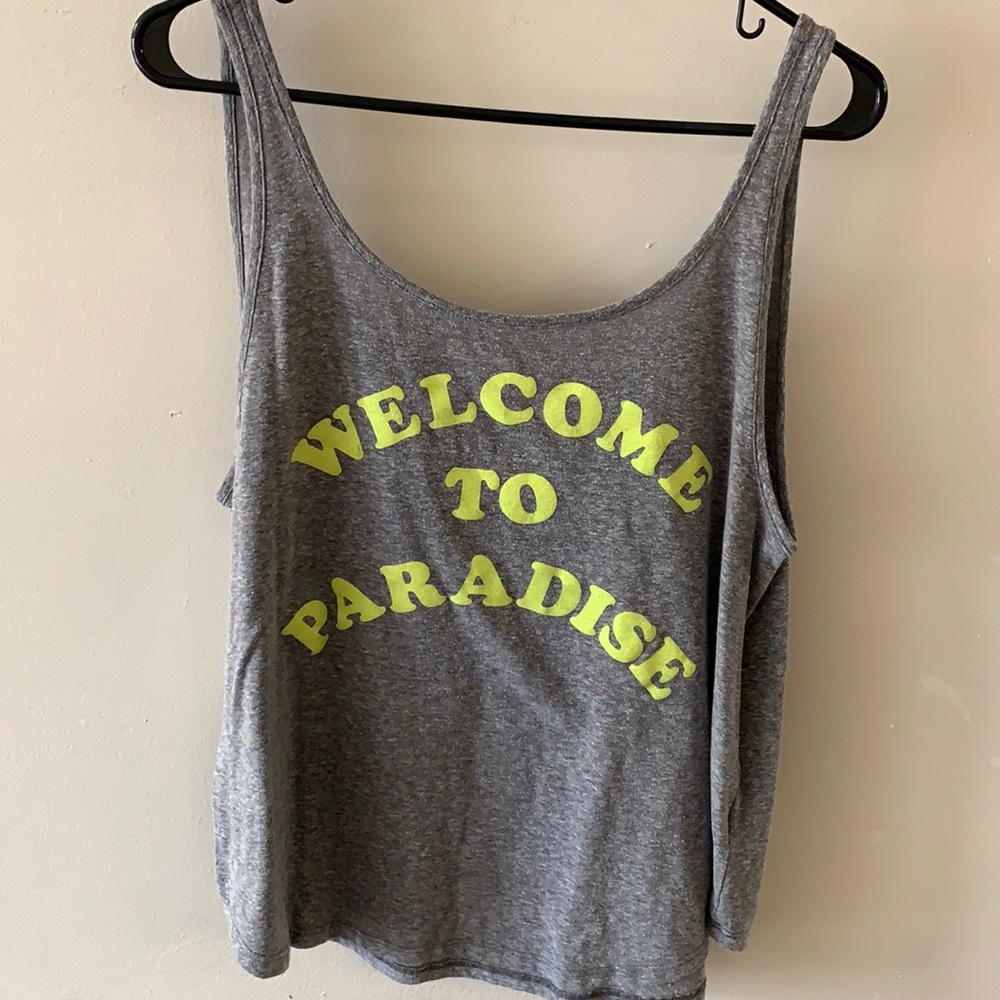 Welcome to Paradise tank